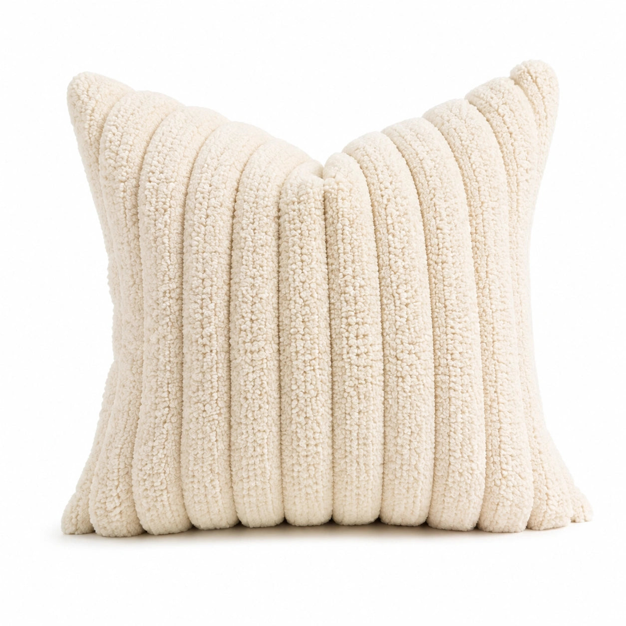 Zierkissen 45 x 45 cm cremefarbener Teddy-Stoff gerippt